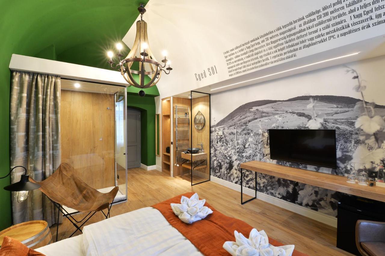 1552 Boutique 4*