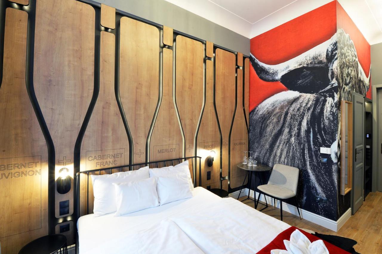 1552 Boutique 4*